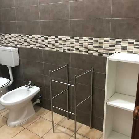 La Casa Di Fafa Panzió Nápoly