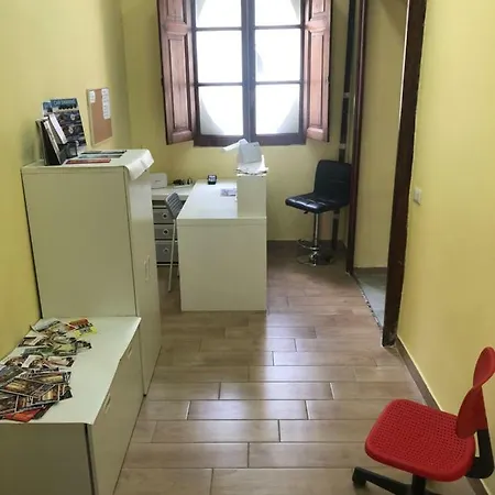 La Casa Di Fafa Frühstückspension Neapel