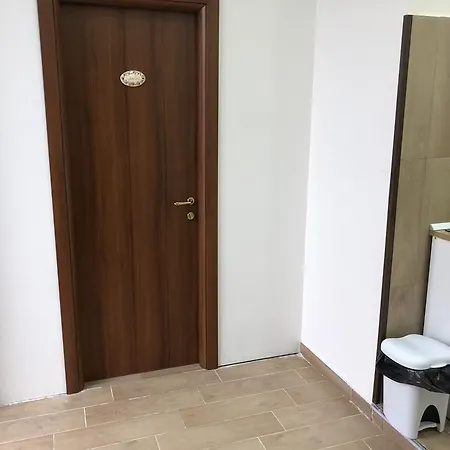 La Casa Di Fafa Bed & Breakfast 3*
